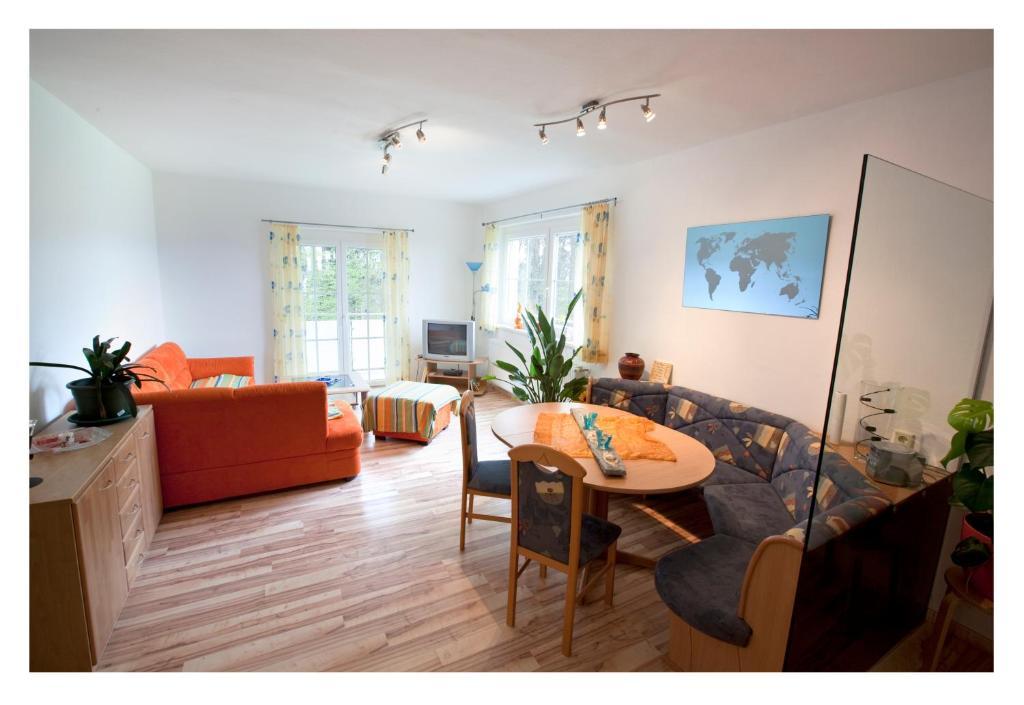 Seeblick Susanne Schiefling am See Quarto foto